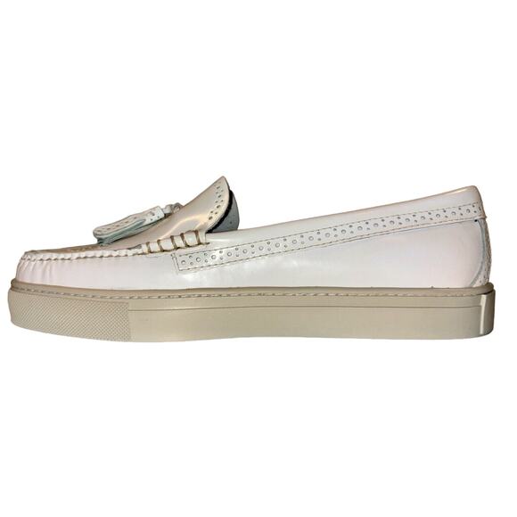 G.H.Bass Women's Loafer Sneakers Tassels Perforated Leather Size 10 White EUC - Picture 8 of 13